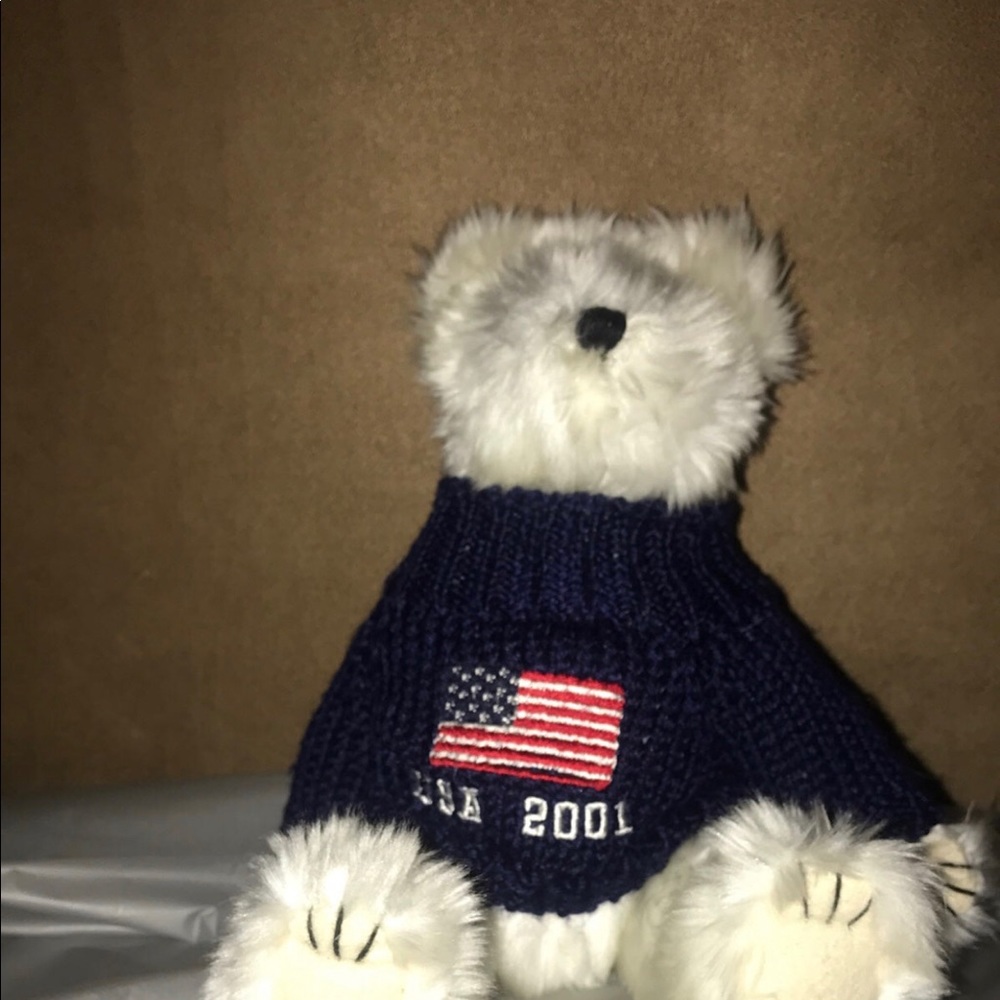 2001 White Plush USA Flag Bear Blue Sweater Berkeley Designs Jointed Teddy 10"
